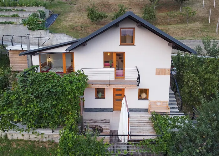 Vineyard Cottage Sonce